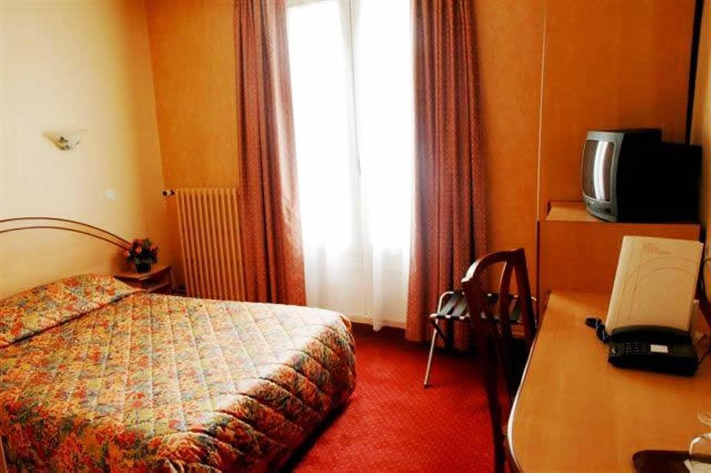 Hotel Terminus Montparnasse Paris Exteriör bild