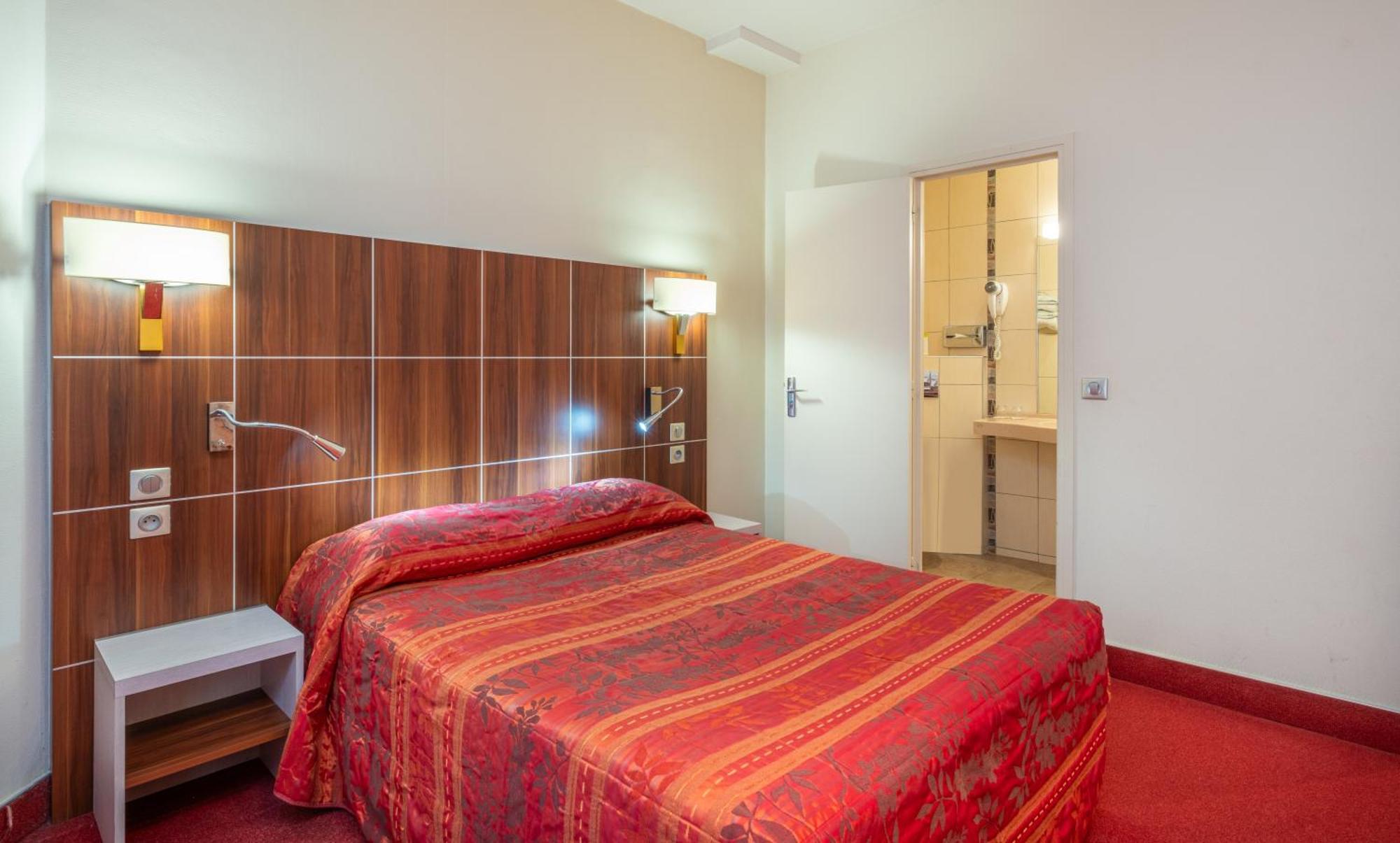 Hotel Terminus Montparnasse Paris Exteriör bild